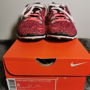 Nike Women's Free 5.0 TR Fit 4 Athletic Shoes - Pink and Black